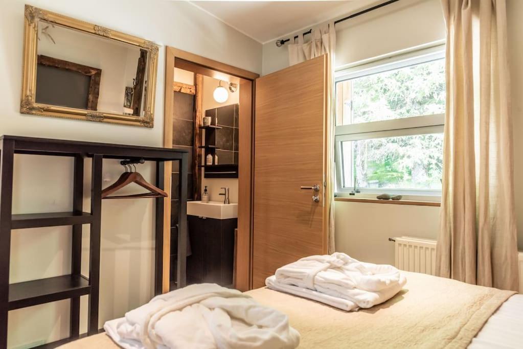 Grimsnes og Grafningshreppur Luxury Lakefront Villa, Infinity Hot Tub And Sauna מראה חיצוני תמונה